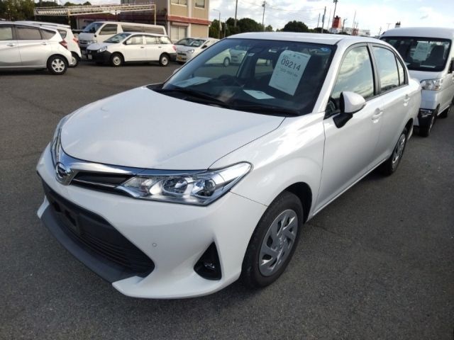 9214 Toyota Corolla axio NZE164 2018 г. (LUM Kobe Nyusatsu)